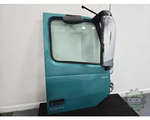 VOLVO VNR Door Assembly, Front