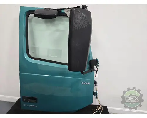 VOLVO VNR Door Assembly, Front