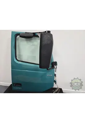 VOLVO VNR Door Assembly, Front