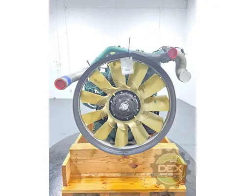 VOLVO VNR Engine Assembly