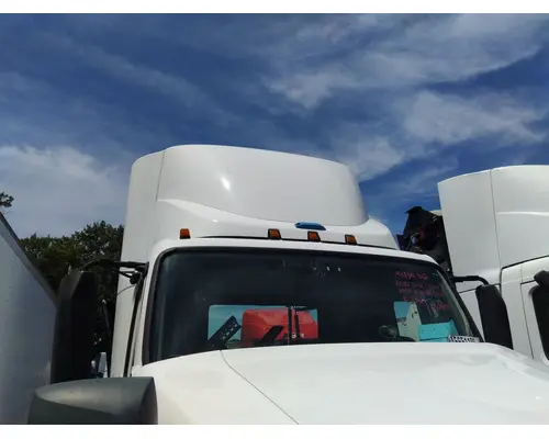 VOLVO VNR FAIRING, WIND DEFLECTOR ROOF