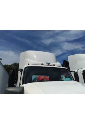 VOLVO VNR FAIRING, WIND DEFLECTOR ROOF