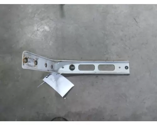 VOLVO VNR FAIRING BRACKETMOUNT