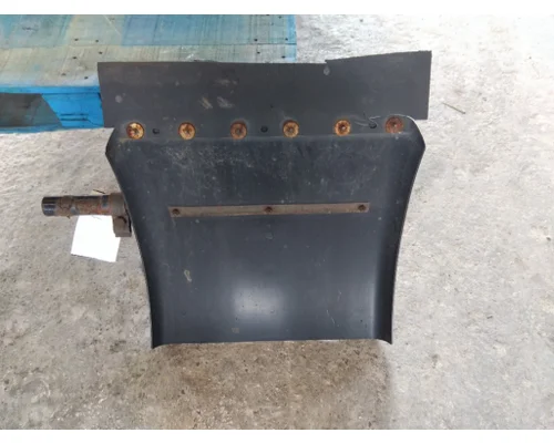 VOLVO VNR FENDER, QUARTERHALF REAR