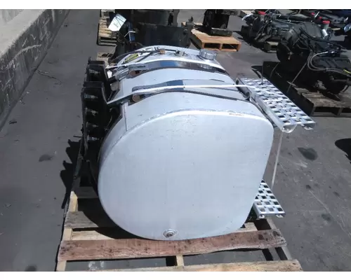 VOLVO VNR FUEL TANK