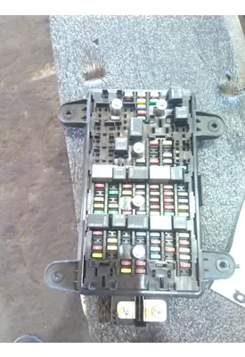 VOLVO VNR FUSE BOX