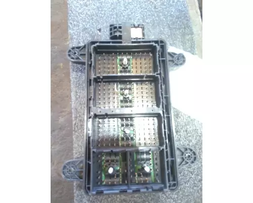 VOLVO VNR FUSE BOX