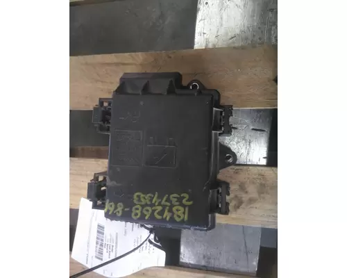 VOLVO VNR FUSE BOX