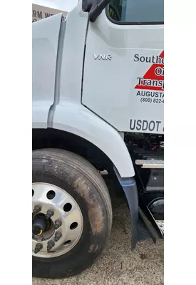 VOLVO VNR Fender Extension