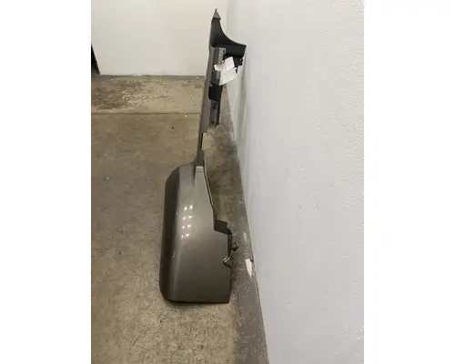 VOLVO VNR Fender Extension