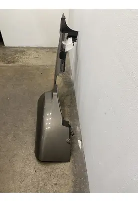 VOLVO VNR Fender Extension