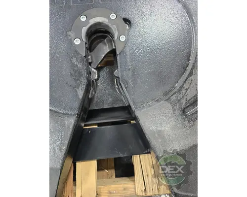 VOLVO VNR Fifth Wheel