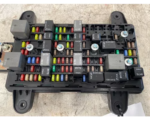 VOLVO VNR Fuse Box