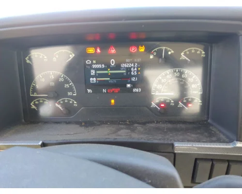 VOLVO VNR GAUGE CLUSTER