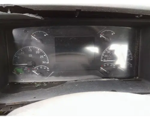 VOLVO VNR GAUGE CLUSTER