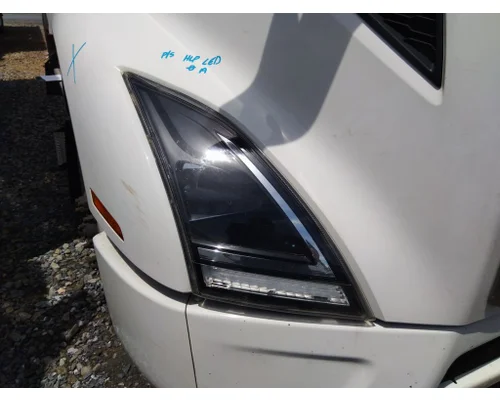 VOLVO VNR HEADLAMP ASSEMBLY