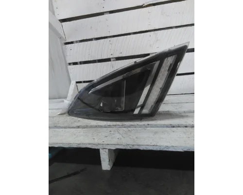 VOLVO VNR HEADLAMP ASSEMBLY
