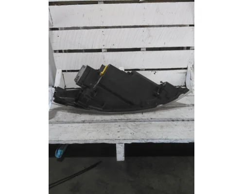 VOLVO VNR HEADLAMP ASSEMBLY