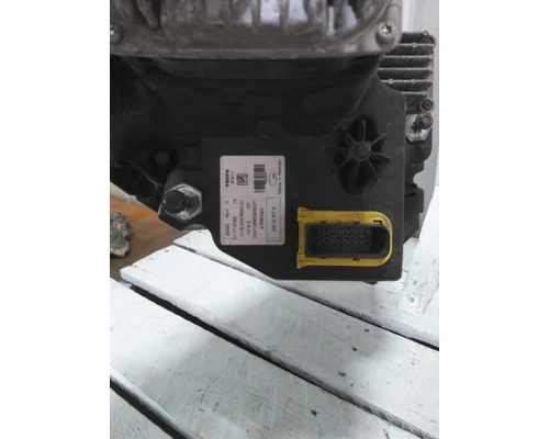 VOLVO VNR HEADLAMP ASSEMBLY
