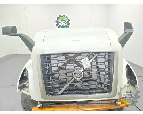 VOLVO VNR Hood