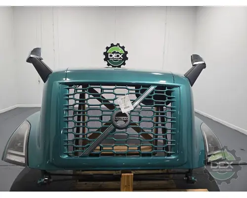 VOLVO VNR Hood