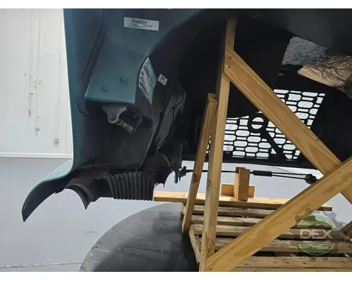 VOLVO VNR Hood
