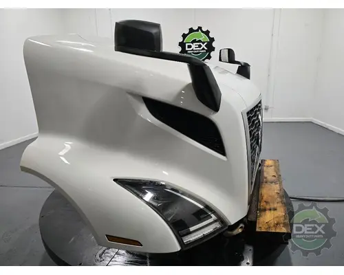 VOLVO VNR Hood