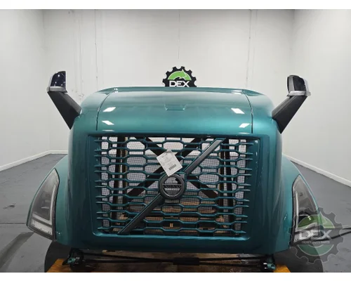 VOLVO VNR Hood