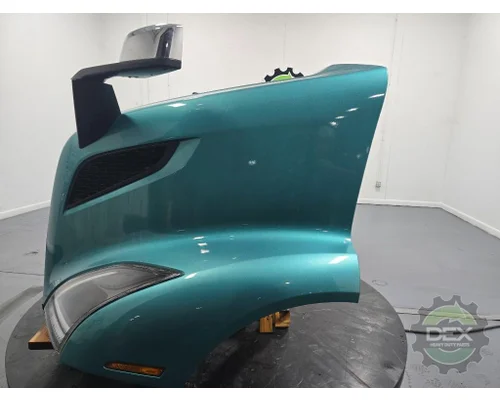 VOLVO VNR Hood