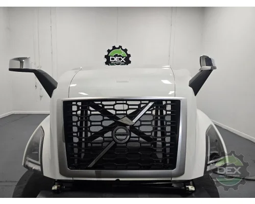 VOLVO VNR Hood