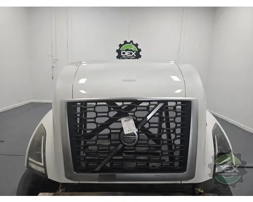 VOLVO VNR Hood