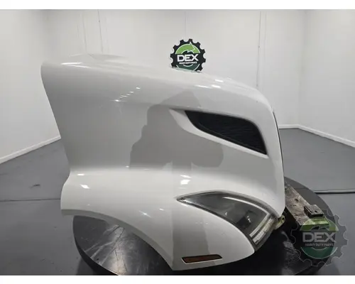 VOLVO VNR Hood
