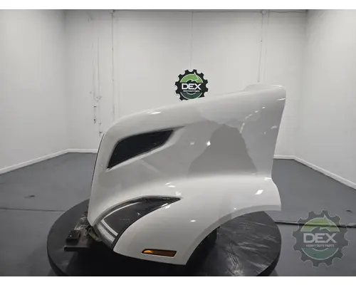 VOLVO VNR Hood