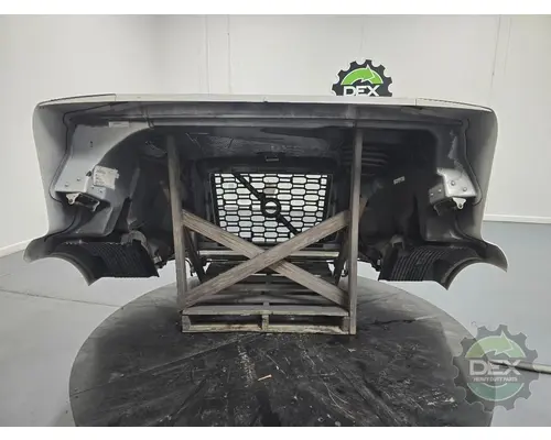 VOLVO VNR Hood
