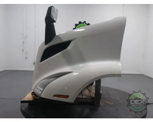 VOLVO VNR Hood