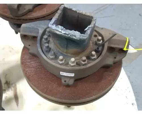 VOLVO VNR Hub
