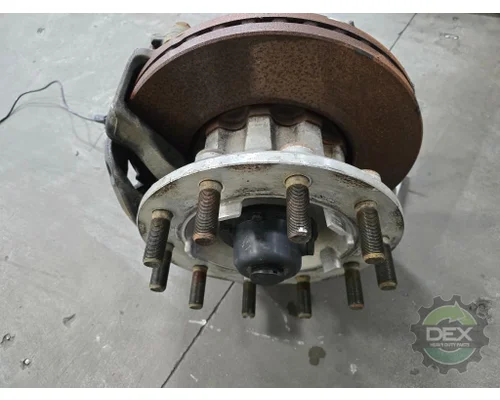 VOLVO VNR Hub