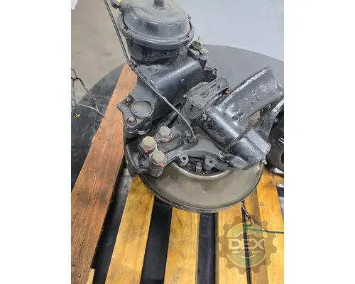 VOLVO VNR Hub
