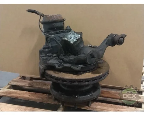 VOLVO VNR Hub