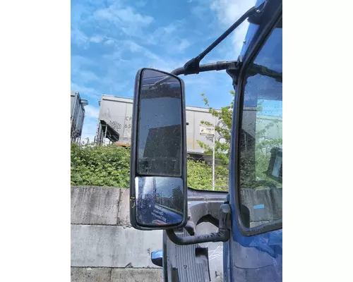 VOLVO VNR MIRROR ASSEMBLY CABDOOR