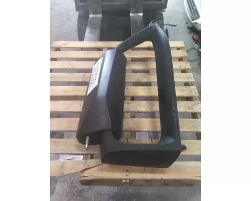 VOLVO VNR MIRROR ASSEMBLY CABDOOR