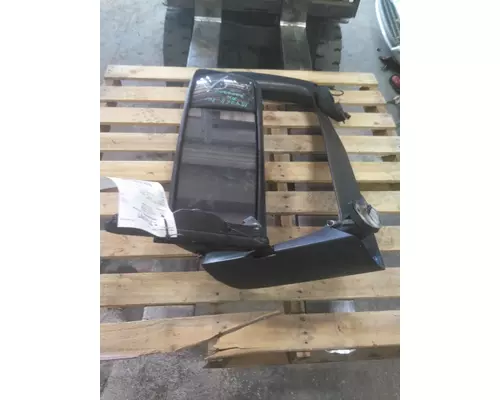 VOLVO VNR MIRROR ASSEMBLY CABDOOR