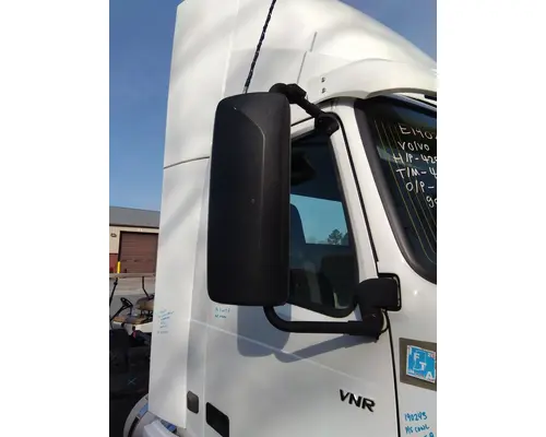 VOLVO VNR MIRROR ASSEMBLY CABDOOR