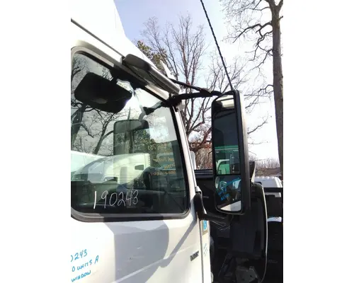 VOLVO VNR MIRROR ASSEMBLY CABDOOR