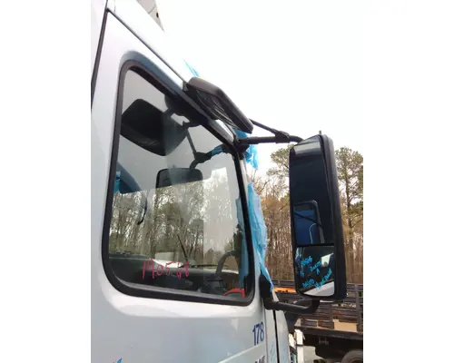 VOLVO VNR MIRROR ASSEMBLY CABDOOR