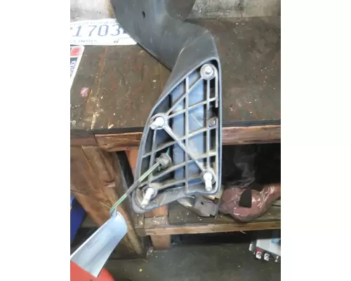 VOLVO VNR MIRROR ASSEMBLY FENDERHOOD