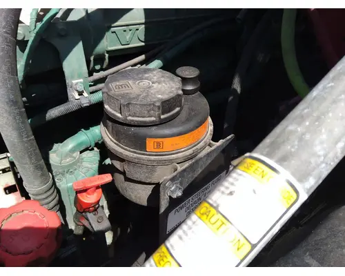 VOLVO VNR POWER STEERING RESERVOIR