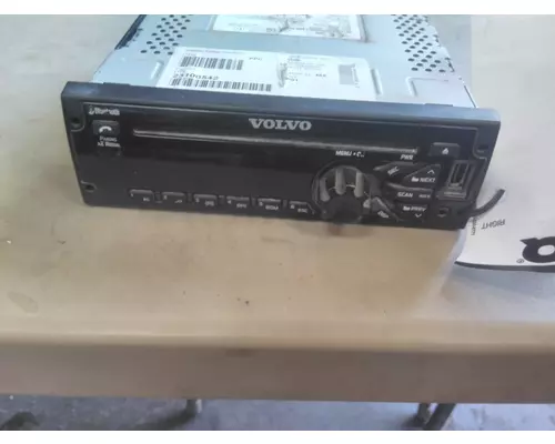 VOLVO VNR RADIO AMFMBLUETOOTH