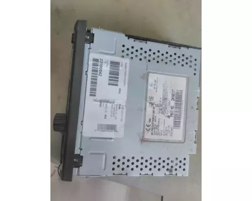 VOLVO VNR RADIO AMFMBLUETOOTH