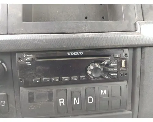 VOLVO VNR RADIO AMFMBLUETOOTH